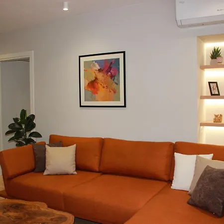 In Apartman Tirana